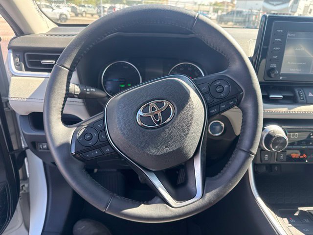 Used 2021 Toyota RAV4 XLE Premium AWD/4WD image 26