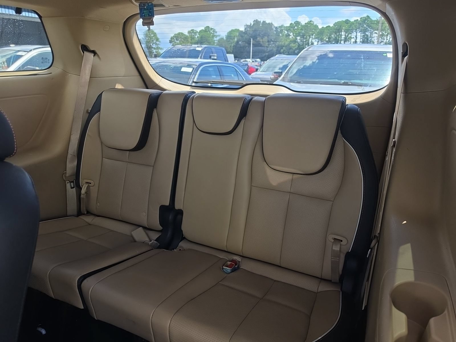 Used 2020 Kia Sedona EX FWD image 13