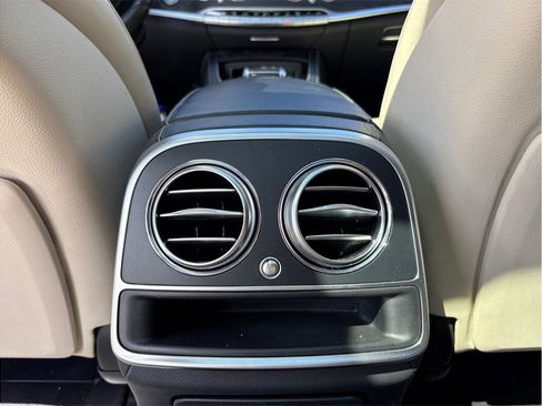 Used 2020 Mercedes-Benz S 560 Sedan image 42