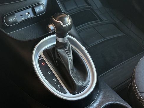 Used 2016 Kia Soul FWD image 26