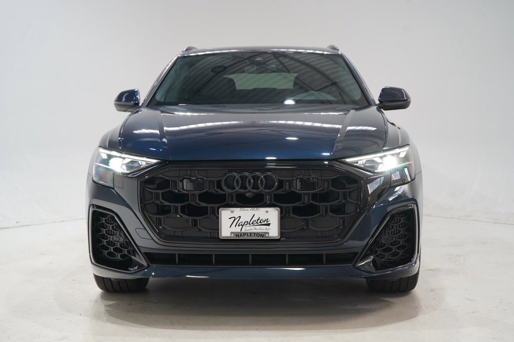 Used 2025 Audi Q8 Premium Plus AWD/4WD image 2