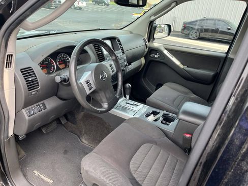 Used 2012 Nissan Pathfinder SV AWD/4WD image 23