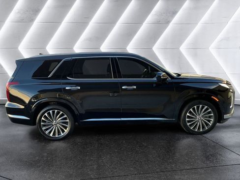 Used 2023 Hyundai Palisade Calligraphy w/ Cargo Package image 4