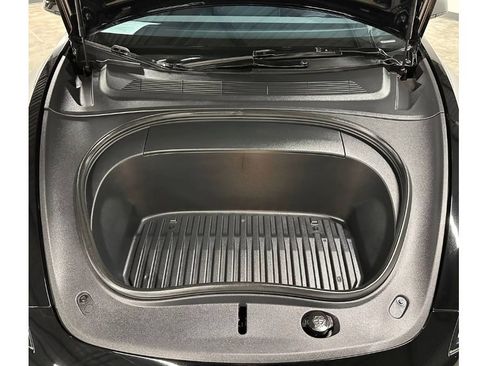Used 2024 Tesla Model 3 Long Range image 4