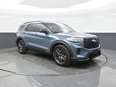 Used 2025 Ford Explorer ST
