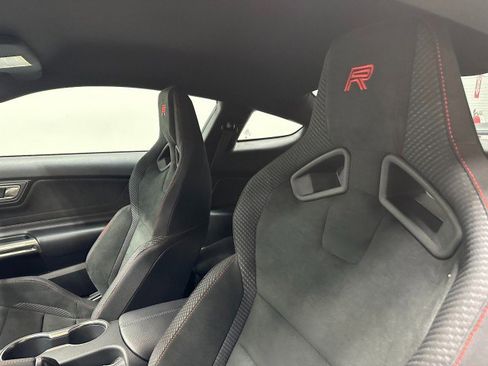 Used 2016 Ford Mustang Shelby GT350R w/ GT350R Equipment Group 920A image 22