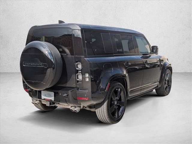 Certified 2025 Land Rover Defender 110 V8 AWD/4WD image 5