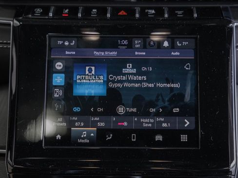 New 2025 Jeep Grand Cherokee Altitude image 21