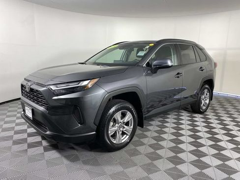 Used 2024 Toyota RAV4 XLE w/ Convenience Package AWD/4WD image 4