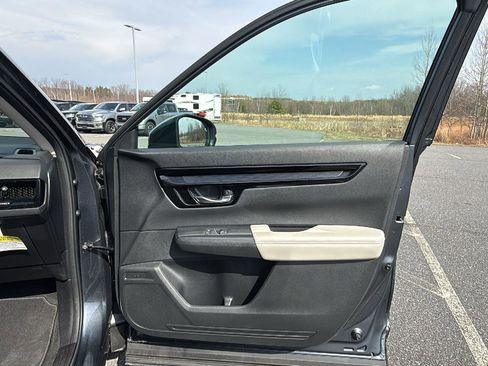Certified 2025 Honda CR-V EX-L image 18