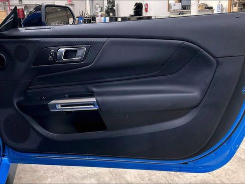 Certified 2025 Ford Mustang Premium image 22
