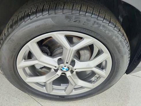 Used 2025 BMW X4 xDrive30i w/ Premium Package image 59