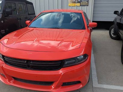 Used 2020 Dodge Charger SXT w/ Blacktop Package