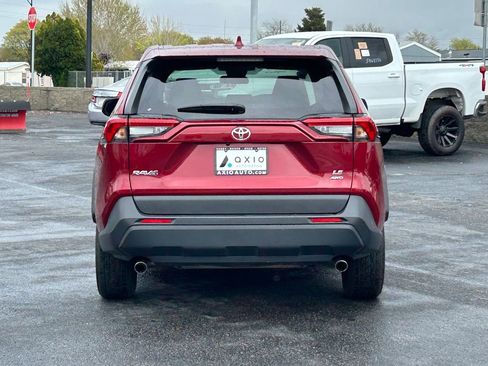 Used 2024 Toyota RAV4 LE AWD/4WD image 6