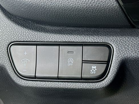 Used 2024 Kia Seltos S image 16