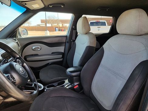 Used 2018 Kia Soul image 7