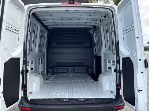 Used 2026 Mercedes-Benz Sprinter 2500 image 27