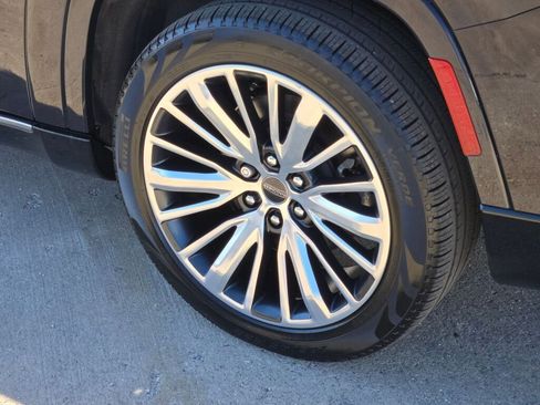 Certified 2024 Jeep Grand Wagoneer L Series III image 16