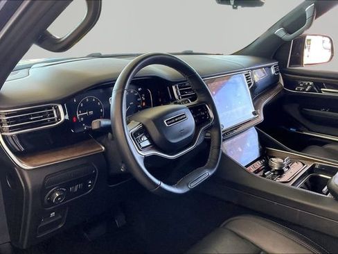Used 2023 Jeep Grand Wagoneer 4WD w/ Convenience Group III image 12