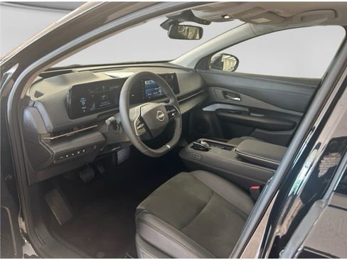 Used 2023 Nissan Ariya FWD image 9