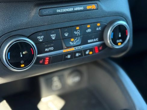 Used 2024 Ford Escape ST-Line image 28