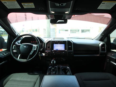 Used 2019 Ford F150 XLT w/ Equipment Group 302A Luxury AWD/4WD image 13