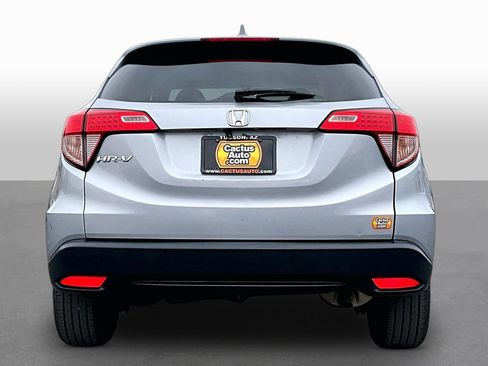 Used 2018 Honda HR-V EX image 4