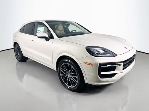 New 2026 Porsche Cayenne Coupe AWD/4WD image 7