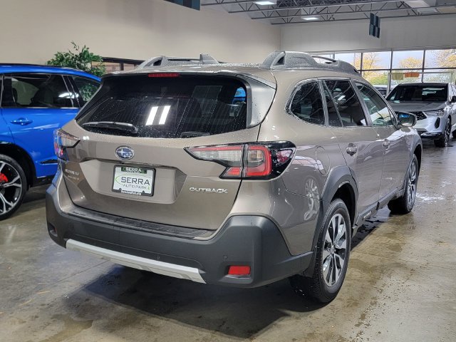 Used 2024 Subaru Outback Limited AWD/4WD image 5