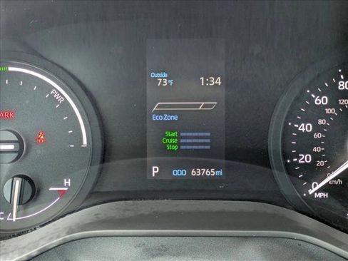 Used 2023 Toyota Sienna XLE image 11