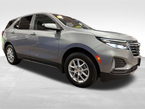 Used 2023 Chevrolet Equinox LT AWD/4WD image 9
