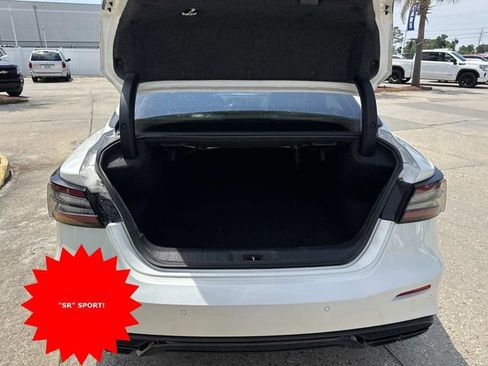 Used 2023 Nissan Maxima SR w/ Sport Mat Group image 6