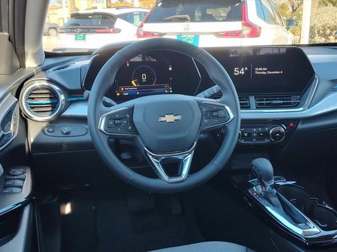 New 2026 Chevrolet Trax LT w/ Driver Confidence Package image 8