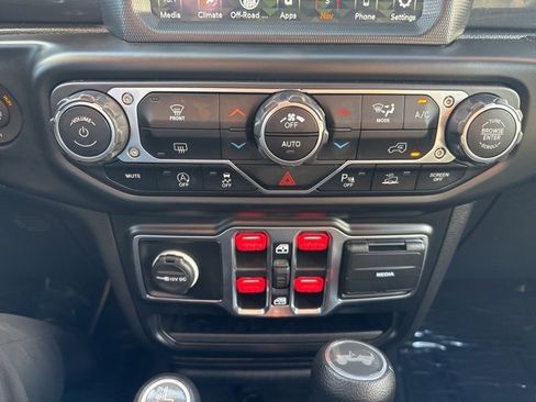 Certified 2021 Jeep Wrangler Unlimited Sport image 19