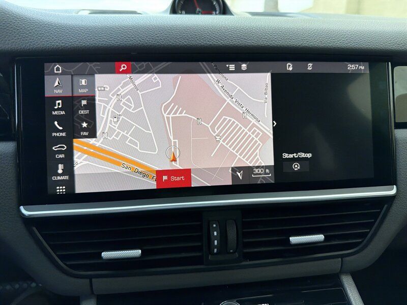 Used 2019 Porsche Cayenne AWD/4WD image 20