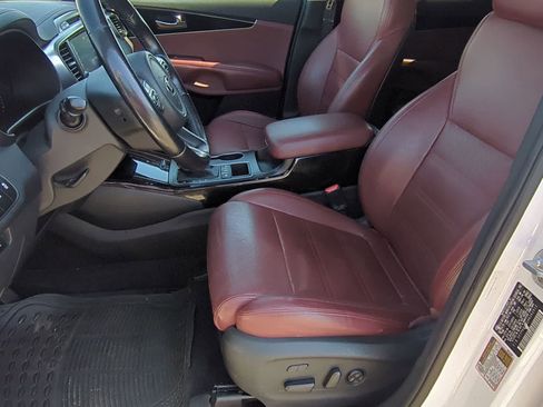 Used 2017 Kia Sorento SX AWD/4WD image 16