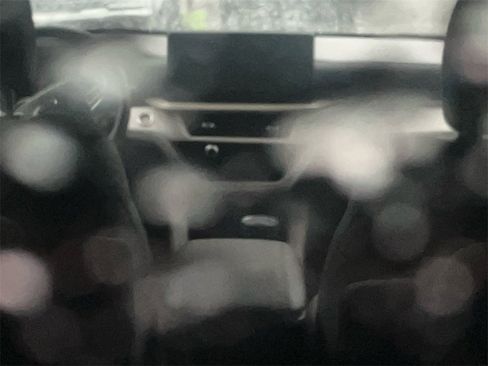 Certified 2025 Ford Explorer Active image 10