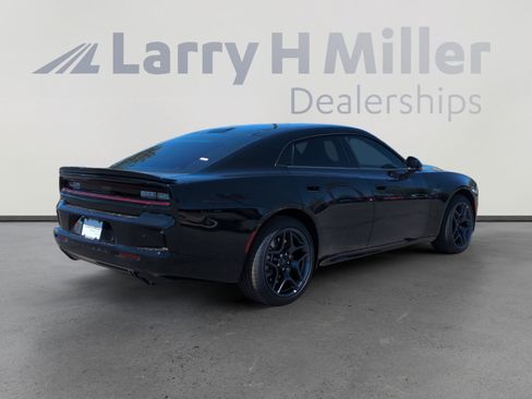 New 2026 Dodge Charger R/T AWD/4WD image 5