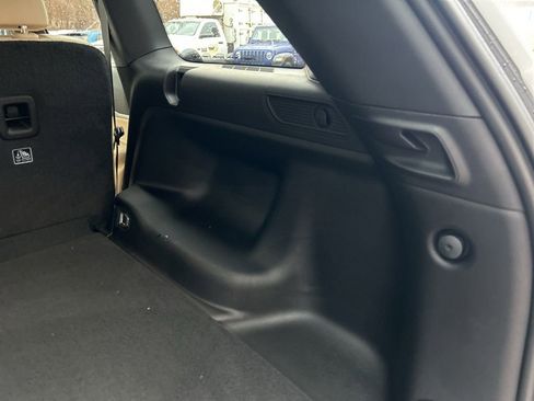 New 2025 Jeep Grand Cherokee Limited image 39