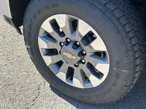 New 2026 Chevrolet Silverado 2500 LT w/ All Star Edition image 9