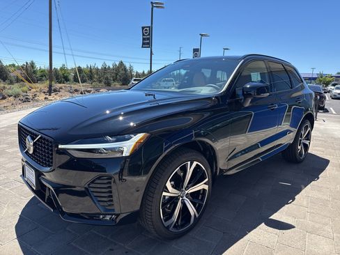 Certified 2025 Volvo XC60 B5 Ultra w/ Protection Package Premier image 2