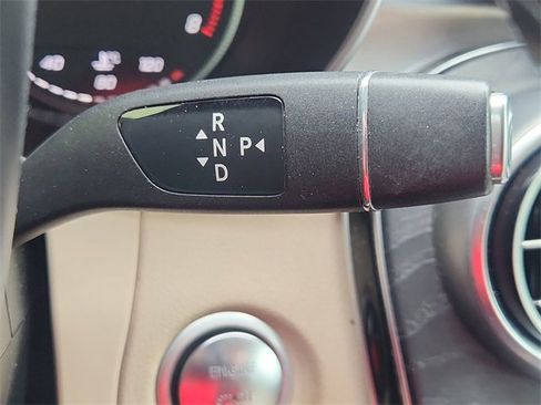 Used 2017 Mercedes-Benz GLC 300 image 16