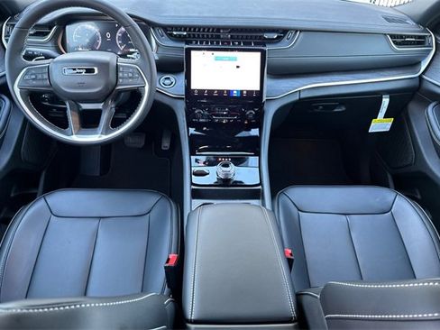 New 2025 Jeep Grand Cherokee L Limited w/ MOPAR Finishing Package image 16