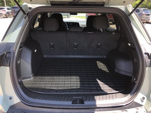 Used 2026 Chevrolet Equinox LT AWD/4WD image 15