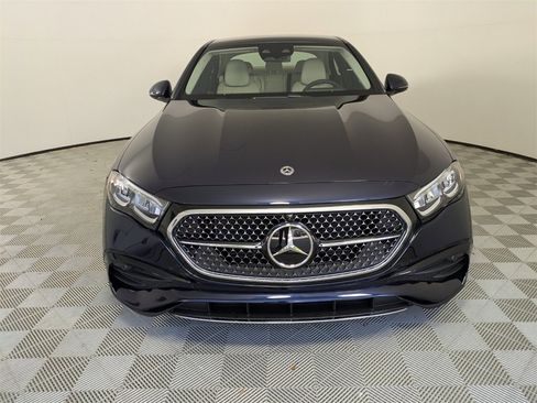 New 2026 Mercedes-Benz E 350 4MATIC Sedan image 2