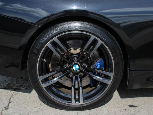 Used 2015 BMW M4 Convertible image 14