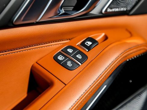 New 2026 BMW X7 M60i image 23