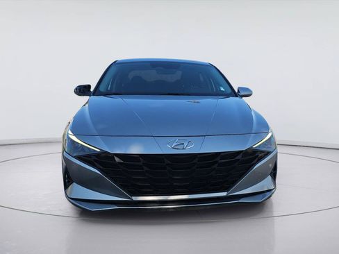 Used 2022 Hyundai Elantra SEL w/ Cargo Package FWD image 8