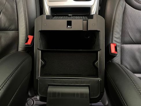 Used 2022 Ford Explorer Platinum w/ Equipment Group 601A image 25