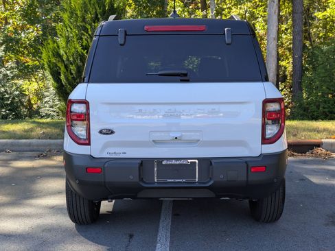 New 2025 Ford Bronco Sport Outer Banks image 4